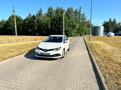 Używane Toyota Auris - 63 000 PLN, 86 000 km, 2016