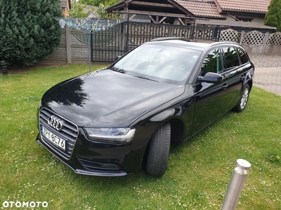 Audi A4 Avant 2.0 TDI DPF clean diesel multitronic Ambiente