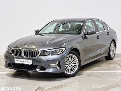 BMW Seria 3 320d xDrive Luxury Line