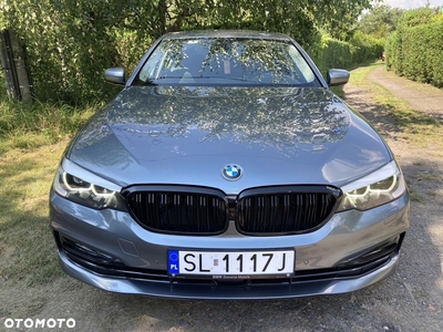 BMW Seria 5 525d Sport Line sport