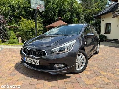 Kia Ceed 1.4 CVVT Fifa World Cup Edition