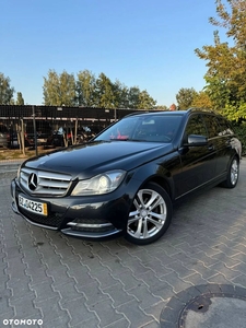 Mercedes-Benz Klasa C 220 T CDI DPF Avantgarde