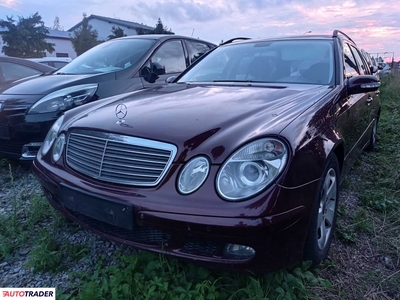 Mercedes E-klasa 2.2 diesel 150 KM 2007r. (Zarzysko / Oleśnica)