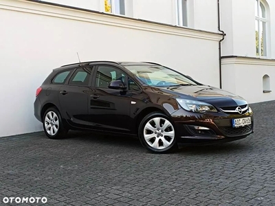 Opel Astra 1.4 Turbo Color Edition