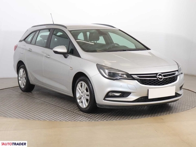 Opel Astra 1.6 134 KM 2016r. (Piaseczno)