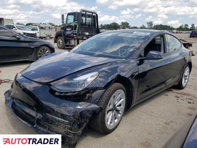 Tesla Model 3 benzyna 2022r. (ELGIN)