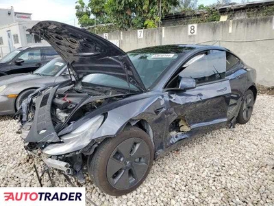 Tesla Model 3 benzyna 2023r. (OPA LOCKA)