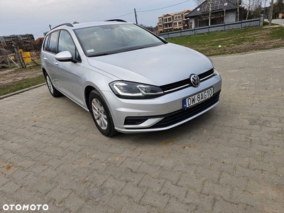 Volkswagen Golf VII 1.6 TDI BMT Comfortline