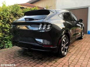 Ford Mustang Mach-E AWD Premium