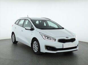 Kia Cee'd II , Salon Polska, Serwis ASO, Klima, Parktronic