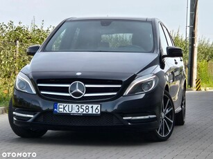 Mercedes-Benz Klasa B 180 AMG Line