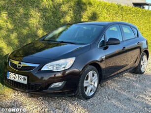 Opel Astra IV 1.4 T Edition 150