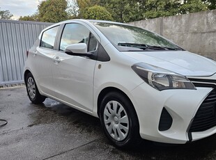 Toyota Yaris III 1.0 LPG klimatyzacja SALONOWY PL