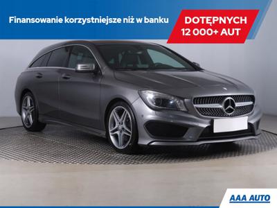 Mercedes CLA C117 Shooting Brake 2.0 250 211KM 2016