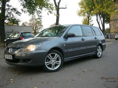 Mitsubishi Lancer 1.6 16V w świetnym stanie, mały przebieg.