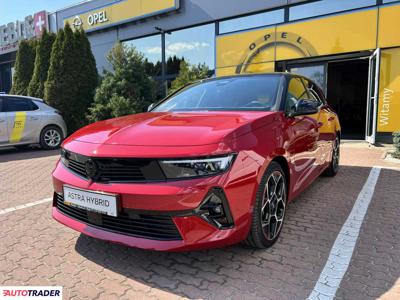 Opel Astra 1.6 hybrydowy 180 KM 2022r. (Giżycko)