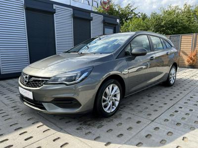 Opel Astra K Sportstourer Facelifting 1.2 Turbo 145KM 2020