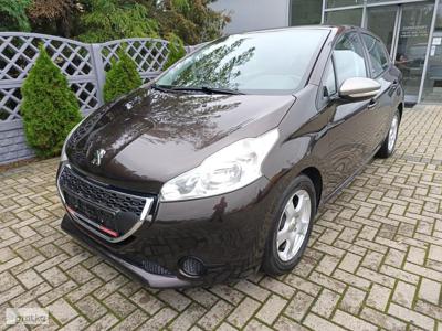 Peugeot 208 I