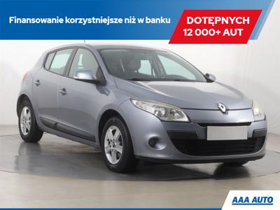 Renault Megane III Hatchback 1.6 16v 100KM 2010