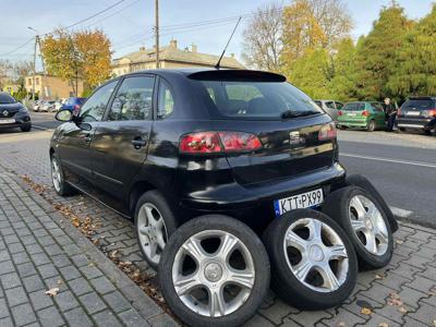 Sprzedam Seat Ibiza 1.4 diesel w dobrym stanie bardzo ekonomiczny auto