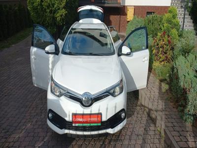 Toyota Auris II Touring Sports Facelifting 1.6 Valvematic 132KM 2016