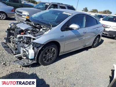 Toyota Prius 1.0 hybrydowy 2020r. (SACRAMENTO)