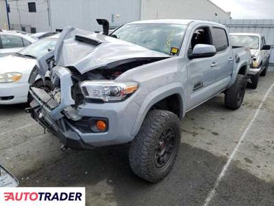 Toyota Tacoma 3.0 benzyna 2021r. (VALLEJO)