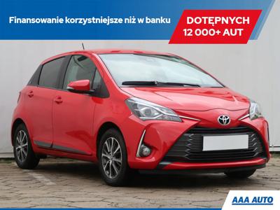 Toyota Yaris III Hatchback 5d Facelifting 2017 1.5 Dual VVT-iE 111KM 2020