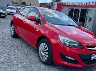 Opel Astra Benzyna