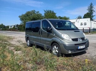 Renault Trafic LONG 9 osobowy KLIMA przód tył hak SALON PL