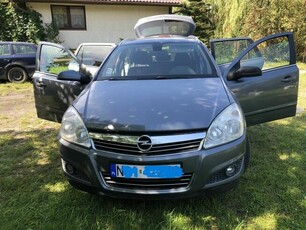 Sprzedam Opla Astre h 1,9 kombi