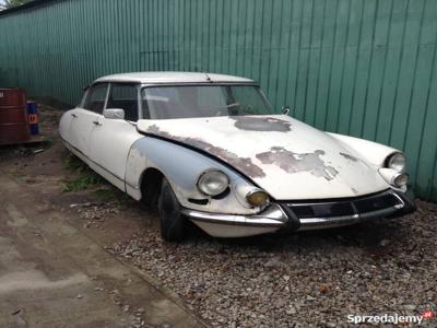 citroen DS 19 w trakcie odbudowy