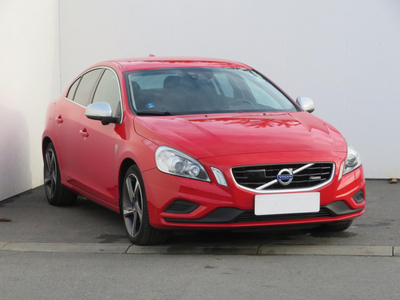 Volvo S60 2014 T3 179759km ABS