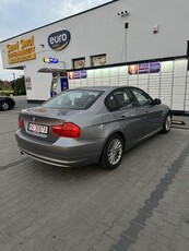 BMW Seria 3 318i