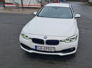 BMW Seria 3 320i xDrive