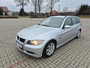 BMW Seria 3 325i Touring