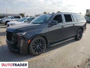 Cadillac Escalade 6.0 benzyna 2021r. (TULSA)