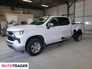 Chevrolet Silverado 5.0 benzyna 2023r. (KANSAS CITY)