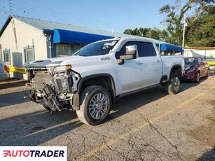 Chevrolet Silverado 6.0 diesel 2021r. (WICHITA)