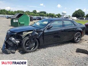 Chrysler 300C 5.0 benzyna 2023r. (HILLSBOROUGH)