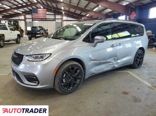 Chrysler Pacifica 3.0 benzyna 2021r. (EAST GRANBY)