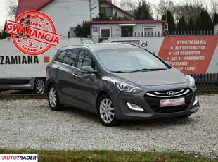 Hyundai i30 1.6 diesel 128 KM 2013r. (Kampinos)