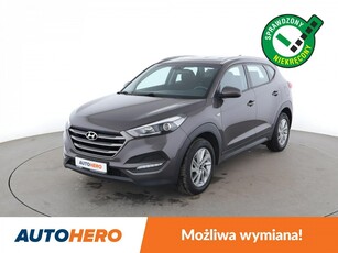 Hyundai Tucson III niski przebieg navi grzane fotele Bluetooth PDC LED tempomat