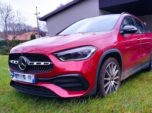 Mercedes-Benz GLA 250e AMG Line