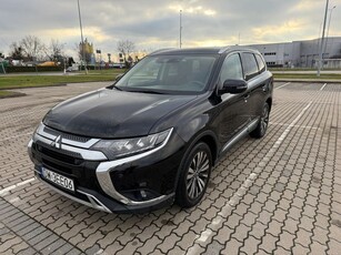 Mitsubishi Outlander 2.0 Instyle + 4WD CVT