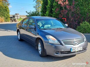 Nissan Altima 2007 rok