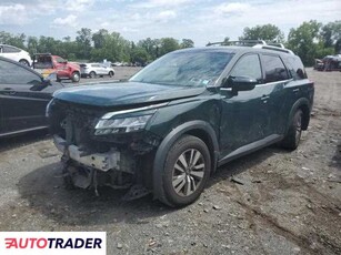 Nissan Pathfinder 3.0 benzyna 2022r. (MARLBORO)