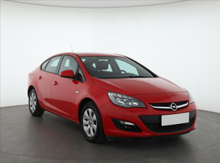 Opel Astra 2014 1.4 T LPG 163527km Sedan