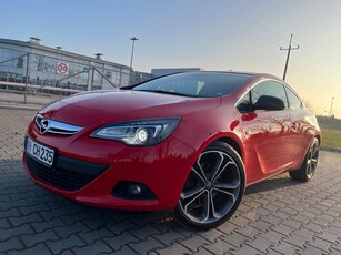 Opel Astra GTC 1.6 Turbo Edition