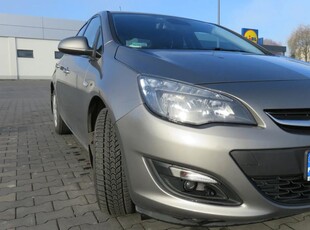 Opel Astra IV 1.4 T Business